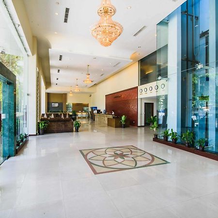 Mondial Hotel Hue Esterno foto