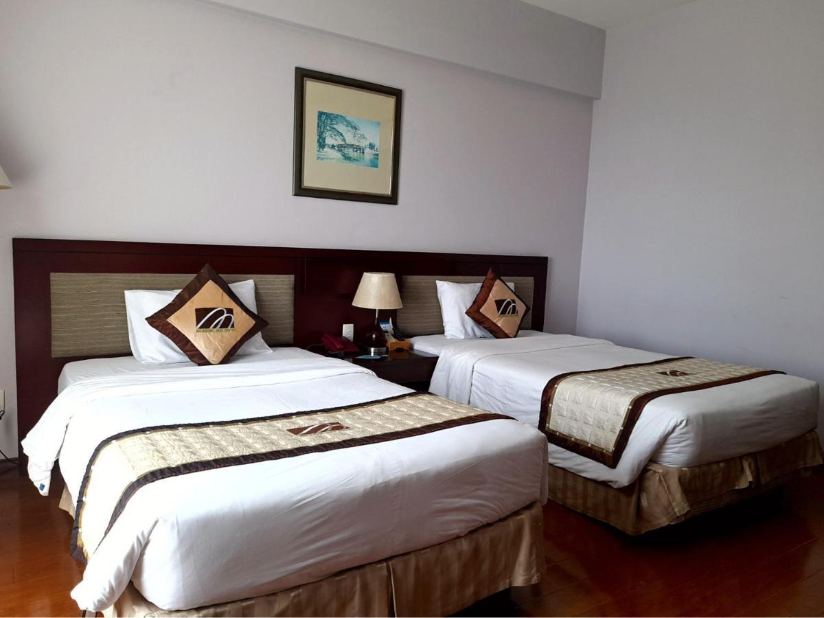 Mondial Hotel Hue Esterno foto