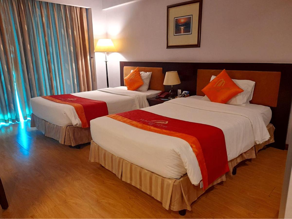 Mondial Hotel Hue Esterno foto