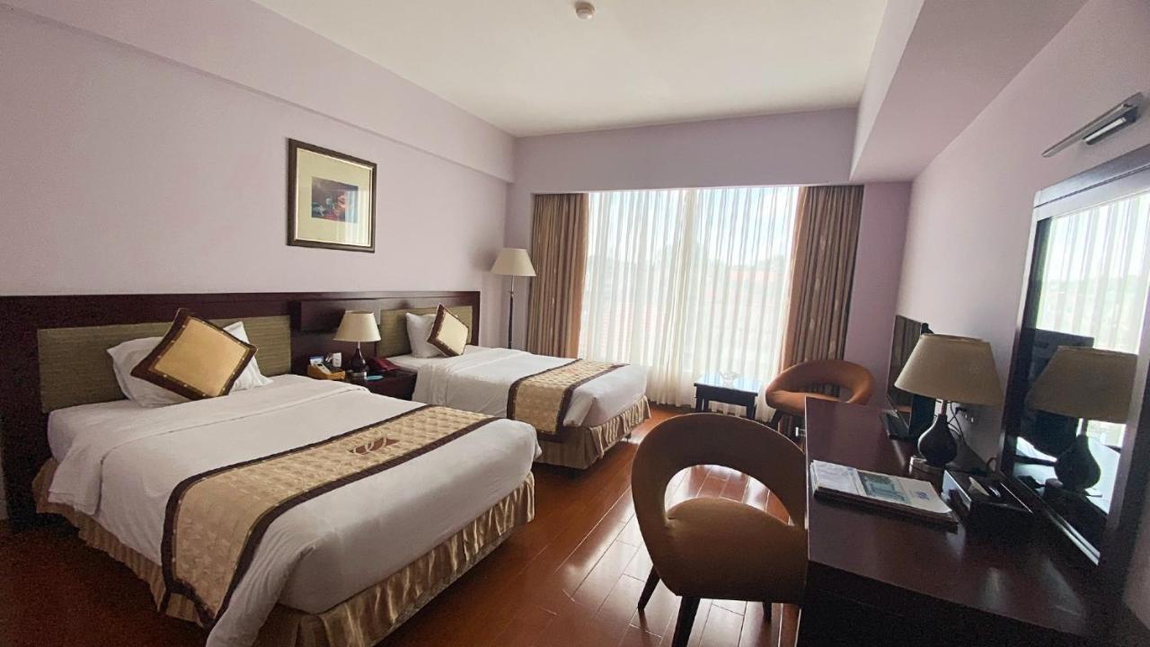 Mondial Hotel Hue Esterno foto