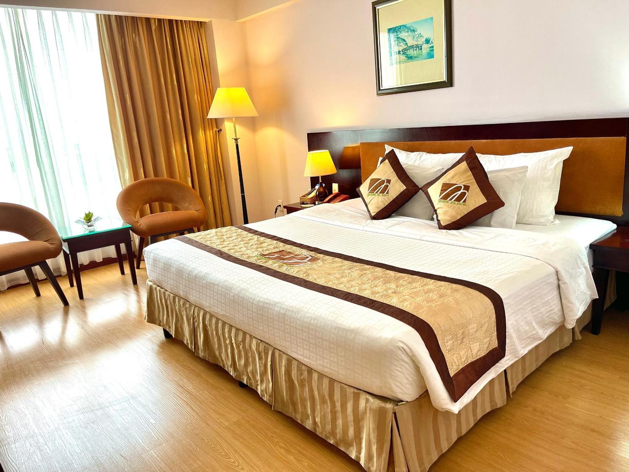 Mondial Hotel Hue Esterno foto